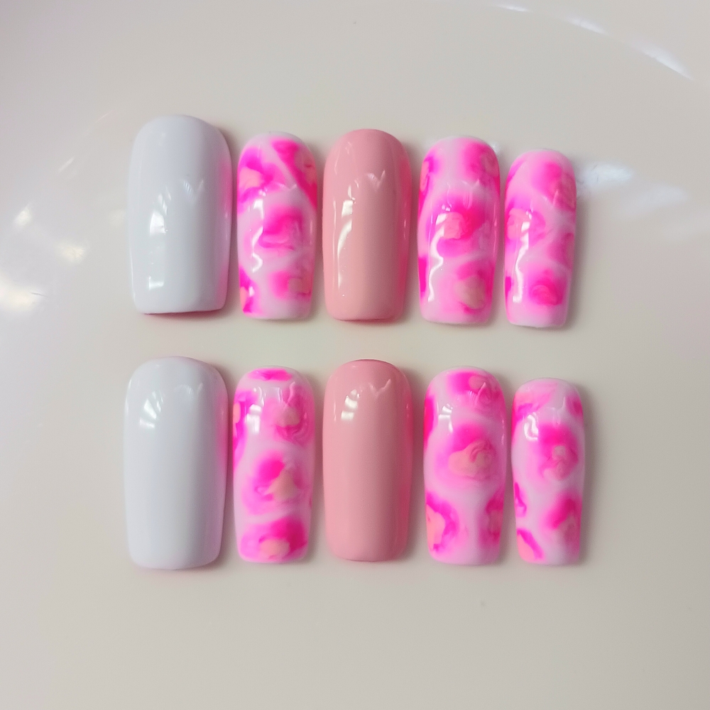 Pink and White Handmade Press-On Nail Art Set 10pcs Diy Reusable
